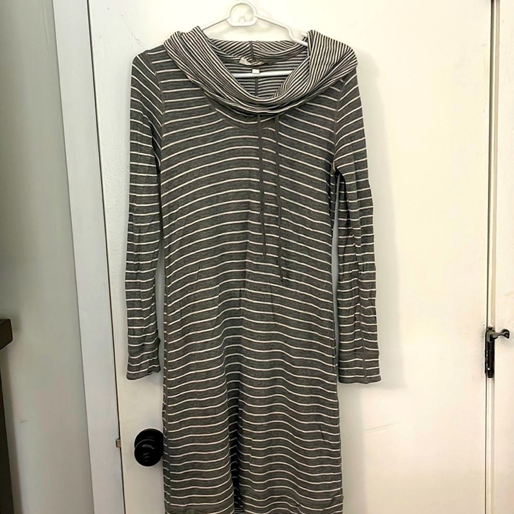 Tommy Bahama - Reversible long sleeve dress